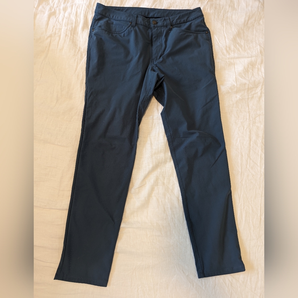 Lululemon ABC Slim fit (Navy Blue)